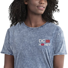 Load image into Gallery viewer, DC HONEY FLAG LOGO Denim T-Shirt
